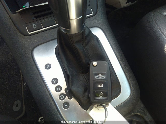2013 VOLKSWAGEN TIGUAN SE W/SUNROOF & NAV VIN: WVGAV3AX9DW569107