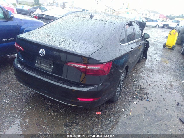 3VWE57BU7MM020570 Volkswagen JETTA SEL