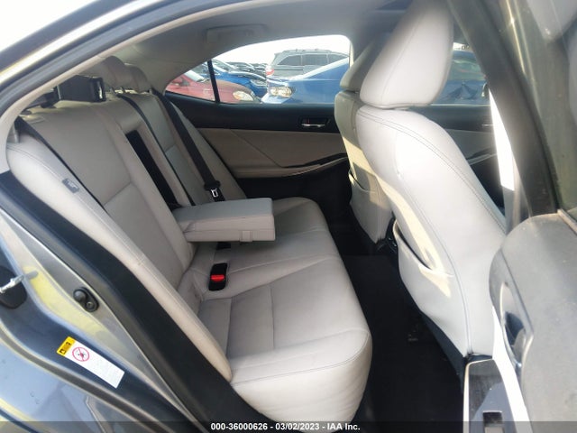 2016 LEXUS IS 200T VIN: JTHBA1D24G5008041