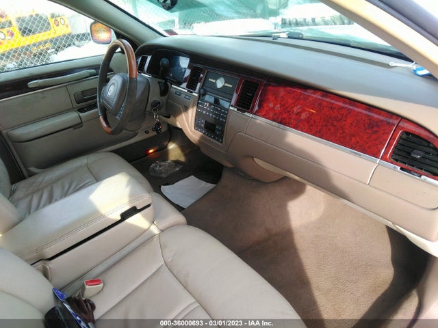 Lincoln Town Car Ultimate 2004 1LNHM83W54Y620898 Image 6