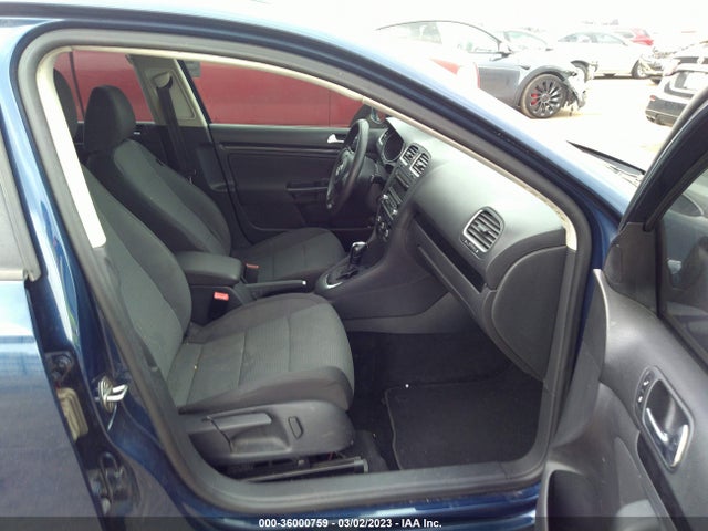 3VWPX7AJ1CM698966 Volkswagen Jetta Sportwagen S