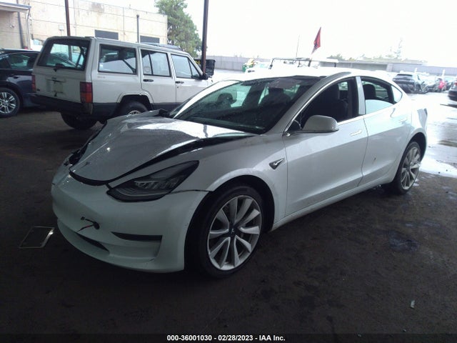 Tesla Model 3 Standard Range 2020 5YJ3E1EA4LF614660 Image 2