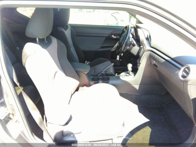 JTKJF5C79GJ024528 Scion TC