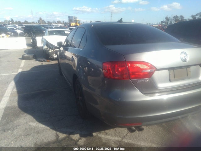3VWDP7AJ4DM392817 Volkswagen Jetta Sedan Se W/convenience/sunroof