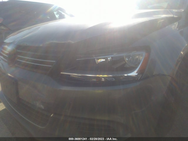 3VWDP7AJ4DM392817 Volkswagen Jetta Sedan Se W/convenience/sunroof