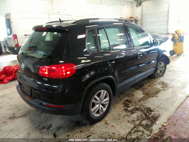 WVGAV7AX3GW603229 Volkswagen TIGUAN S