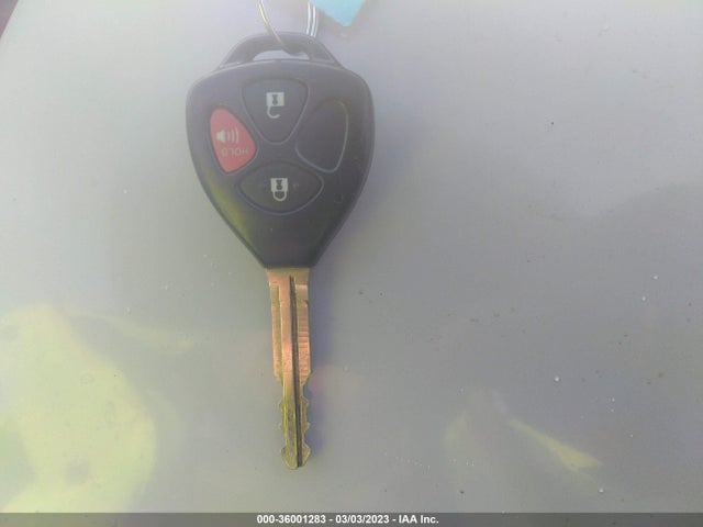 Toyota Yaris L/le 2014 VNKKTUD36EA010875 Image 3