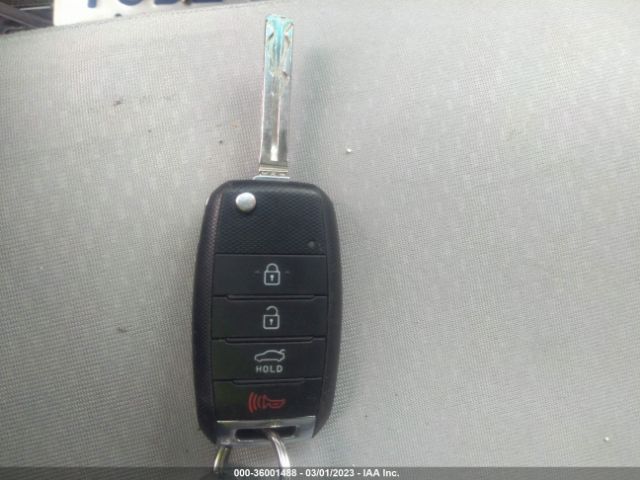 5XXGM4A70FG356722 KIA Optima Lx