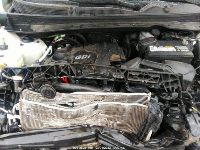 KNDPB3AC2F7758215 KIA Sportage Lx