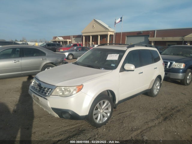 2011 SUBARU FORESTER 2.5X PREMIUM VIN: JF2SHBDC2BH738261