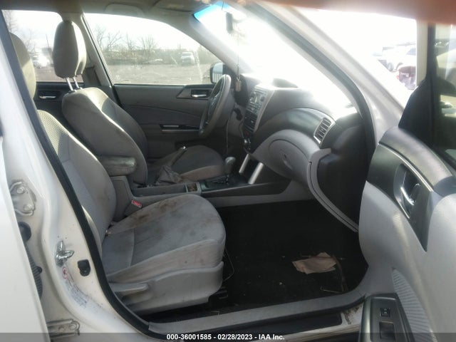 2011 SUBARU FORESTER 2.5X PREMIUM VIN: JF2SHBDC2BH738261