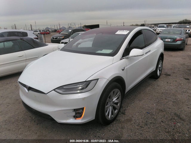 Tesla MODEL X 2019 5YJXCAE21KF162195 Image 2