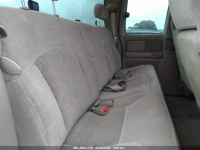 2002 CHEVROLET SILVERADO 1500 LS VIN: 2GCEC19V121427261