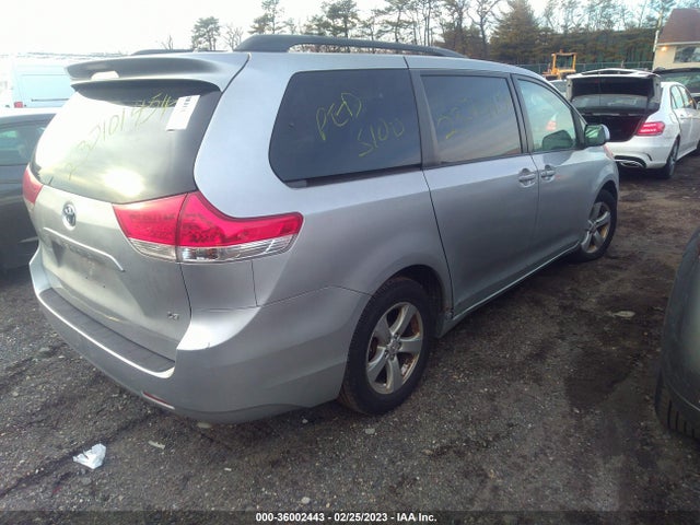 Aukcja sprzedaży 2011 Toyota Sienna Le, vin: 5TDKK3DC0BS082868, numer aukcji: 36002443