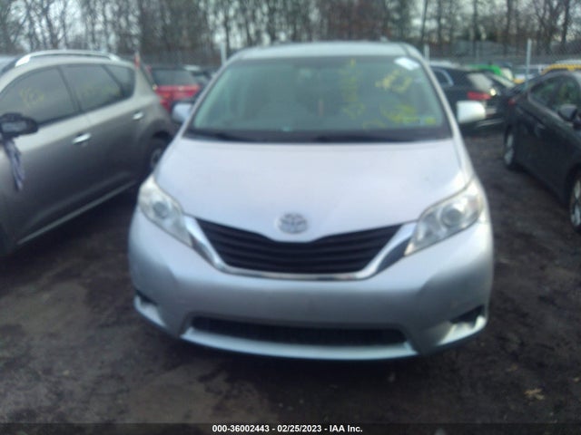 Aukcja sprzedaży 2011 Toyota Sienna Le, vin: 5TDKK3DC0BS082868, numer aukcji: 36002443