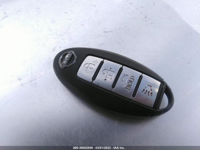 3N1AB7AP1HY319303 Nissan SENTRA SV