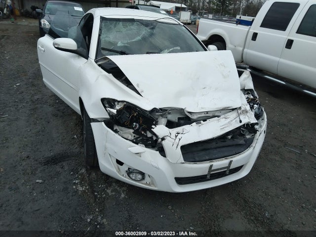 2013 VOLVO C70 T5 VIN: YV1672MC7DJ136321