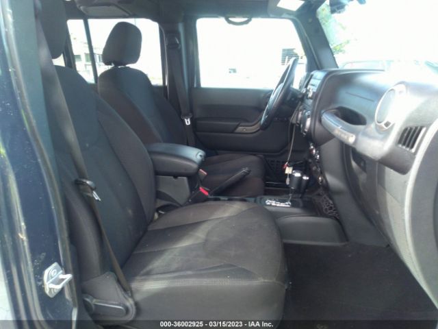 1C4BJWDG6JL818641 Jeep Wrangler Jk Unlimited Sport S