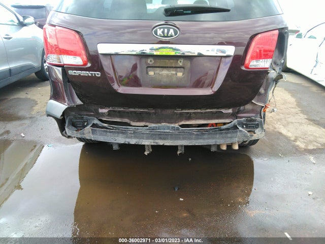 KIA SORENTO LX 2011 5XYKT3A19BG088990 Image 8