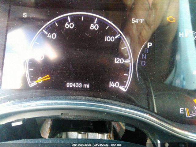 1C4RJFAG9JC274073 Jeep Grand Cherokee Laredo