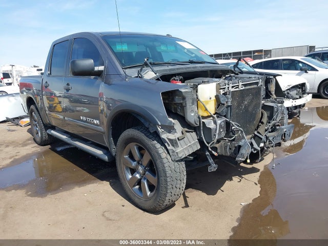 2015 Nissan Titan, VIN: 1N6AA0ED6FN511931