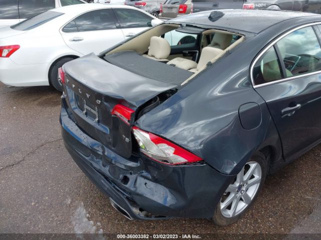 YV126MFK7G2413114 Volvo S60 T5 Drive-e Premier