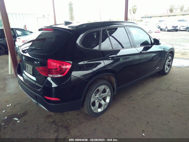 WBAVM1C5XEVW56785 BMW X1