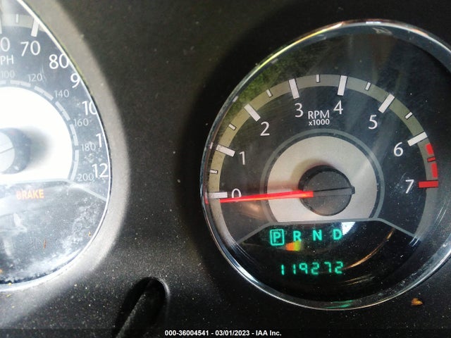 2011 CHRYSLER 200 LIMITED VIN: 1C3BC2FG1BN593913