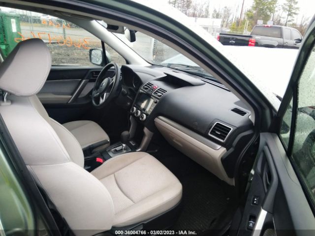 JF2SJAEC0JH401177 Subaru Forester Premium