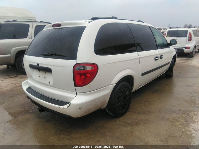 2005 CHRYSLER TOWN & COUNTRY LX VIN: 2C4GP44R05R493508