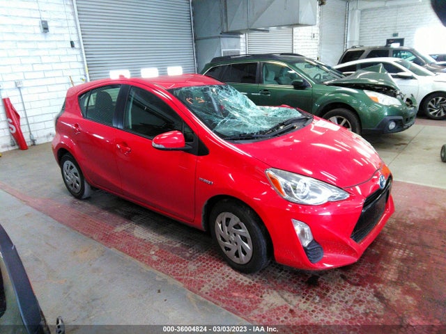 2016 Toyota Prius, VIN: JTDKDTB39G1137755