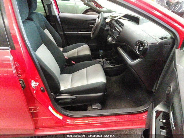 2016 Toyota Prius, VIN: JTDKDTB39G1137755