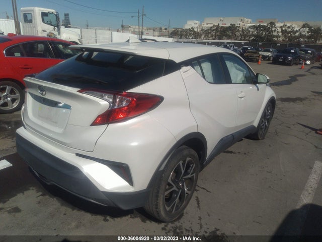 Toyota C-HR XLE 2018 NMTKHMBX5JR035455 Image 4