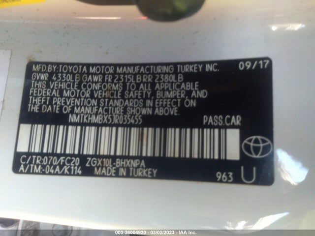 Toyota C-HR XLE 2018 NMTKHMBX5JR035455 Image 9