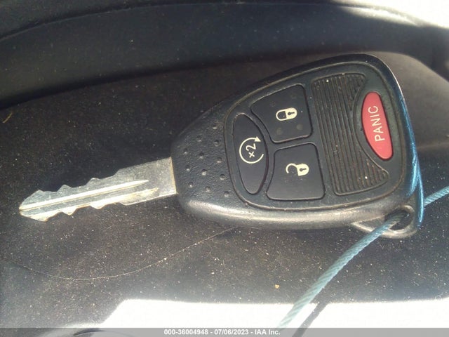 1C4NJPBB0GD788002 Jeep Patriot 75th Anniversary
