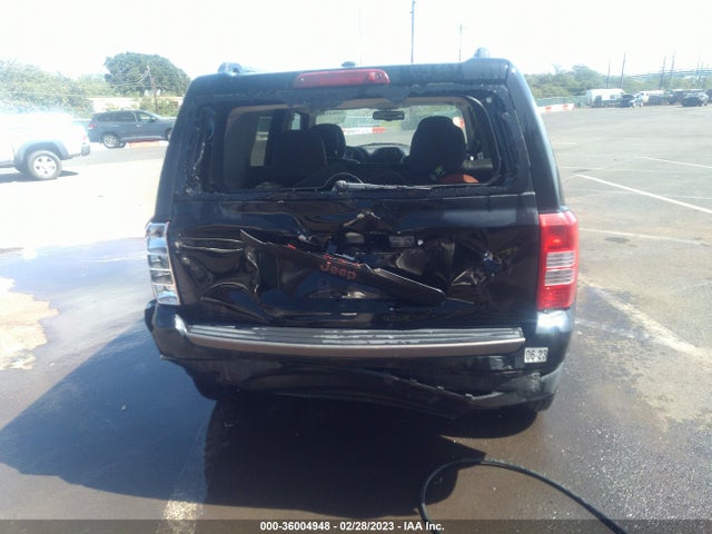 1C4NJPBB0GD788002 Jeep Patriot 75th Anniversary