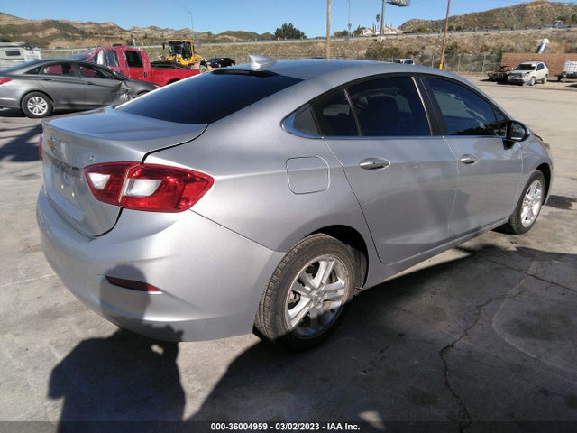 Chevrolet CRUZE LT 2017 1G1BE5SM9H7258228 Image 4
