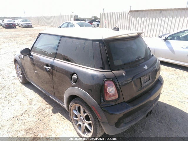 2007 MINI COOPER HARDTOP S VIN: WMWMF73537TL90047