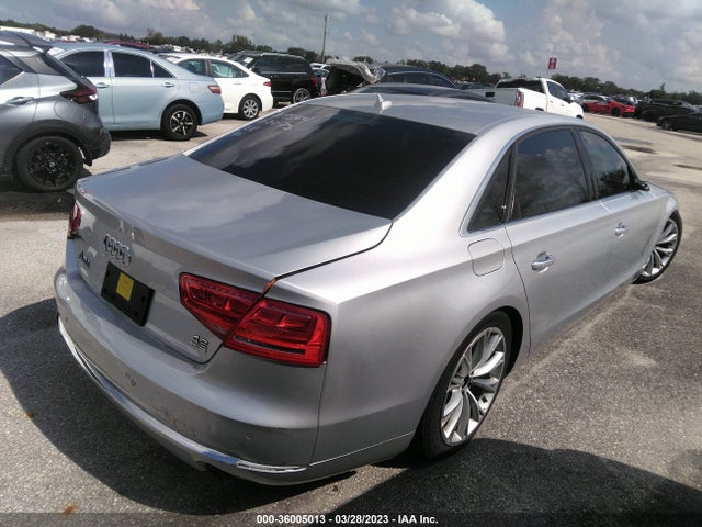 Audi A8 L 2012 WAURVAFD5CN009564 Image 4