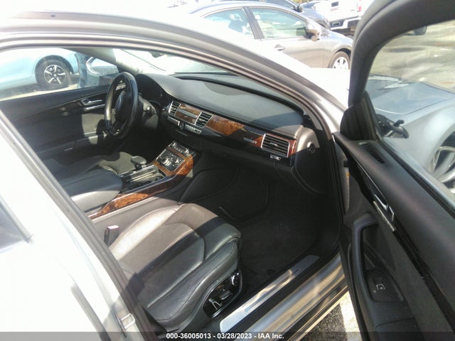 Audi A8 L 2012 WAURVAFD5CN009564 Image 5