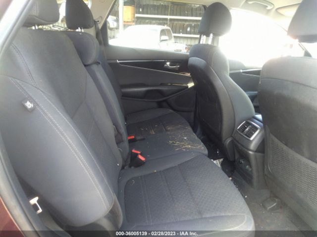 5XYPGDA55JG375163 KIA Sorento Lx V6