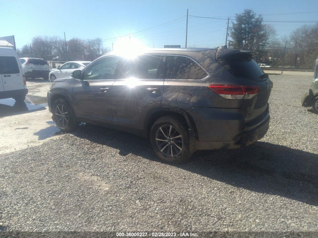 Toyota Highlander Se/xle 2019 5TDJZRFH7KS567804 Image 3