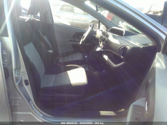 Toyota Prius C One/three/two/four 2014 JTDKDTB31E1564053 Image 5