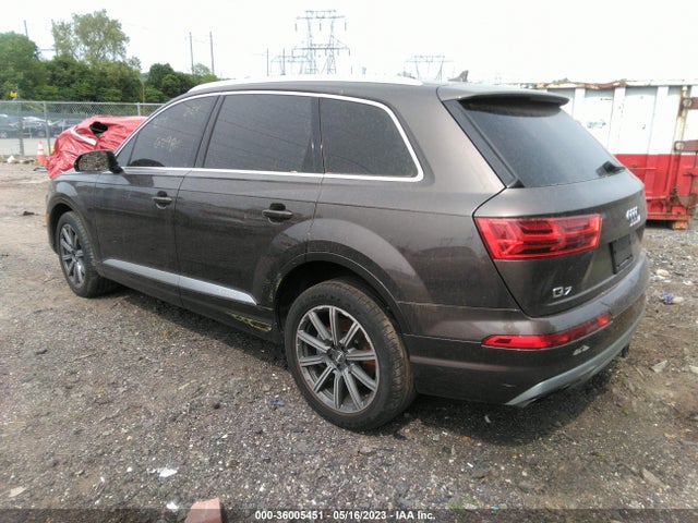 WA1LAAF76JD002845 Audi Q7 Premium Plus