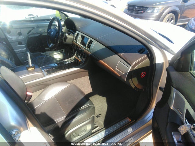 SAJWA0E79D8S63299 Jaguar Xf V6 Rwd