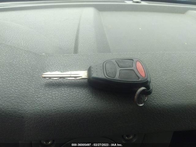 Jeep Commander 2006 1J8HG48N26C275441 Image 3