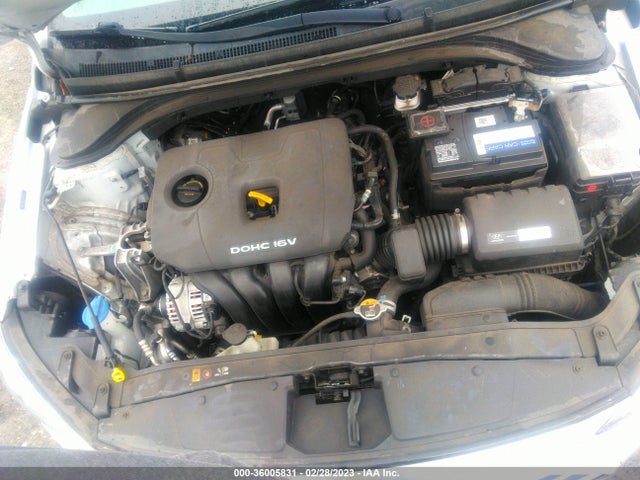 Hyundai ELANTRA SE 2018 5NPD74LF6JH384195 Image 10