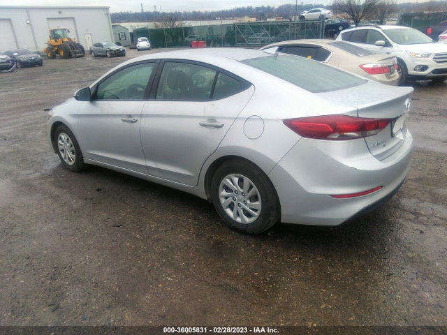 Hyundai ELANTRA SE 2018 5NPD74LF6JH384195 Image 3