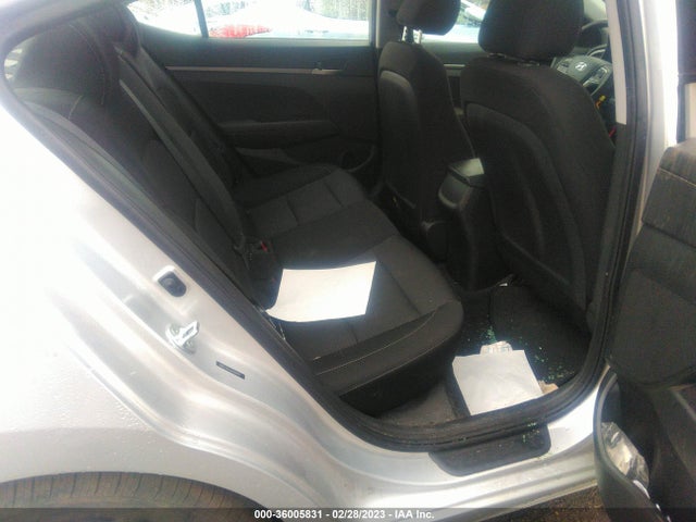 Hyundai ELANTRA SE 2018 5NPD74LF6JH384195 Image 8