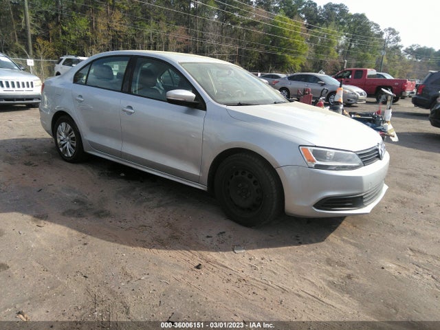 2014 3VWD17AJ3EM411828 main image